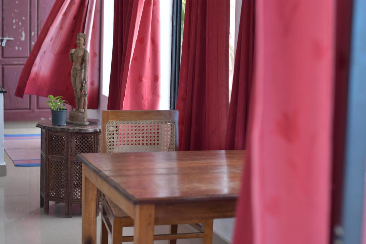 Packbag Beach Hotel コーバラム エクステリア 写真