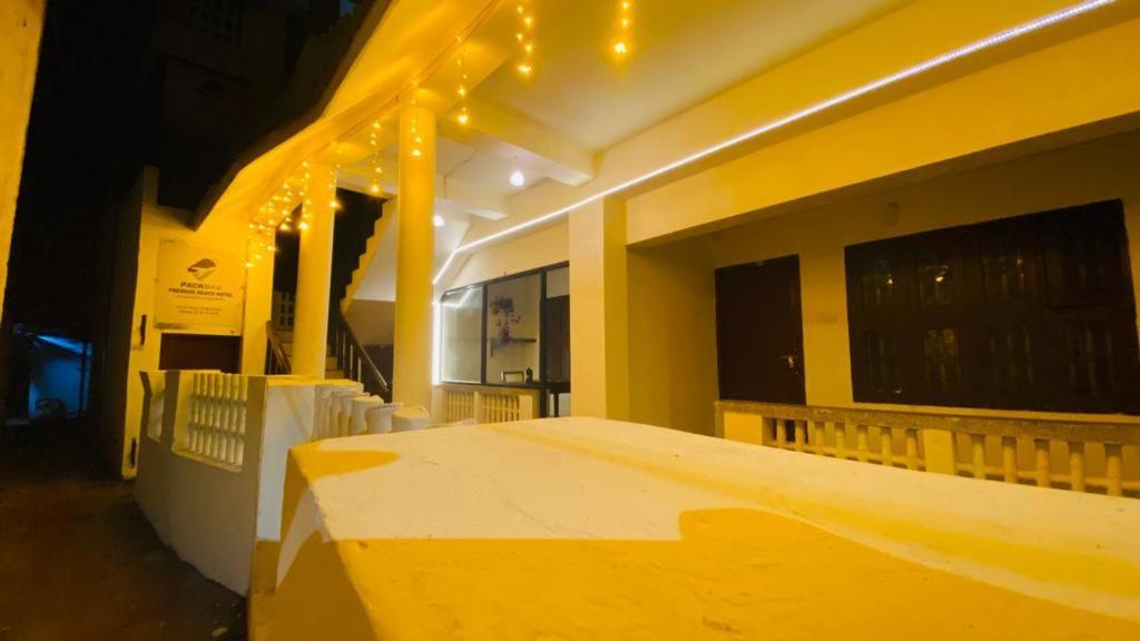 Packbag Beach Hotel コーバラム エクステリア 写真