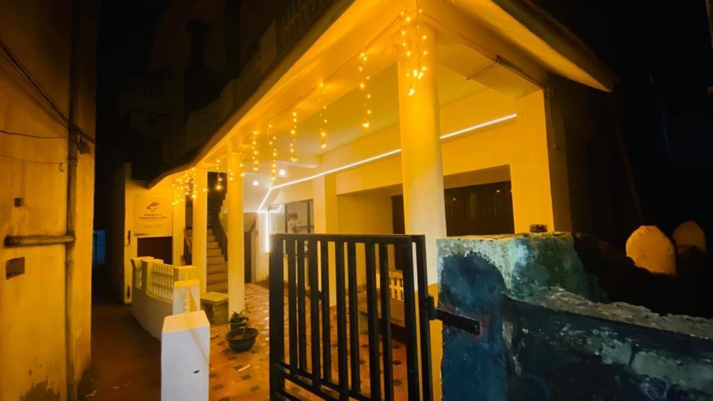 Packbag Beach Hotel コーバラム エクステリア 写真